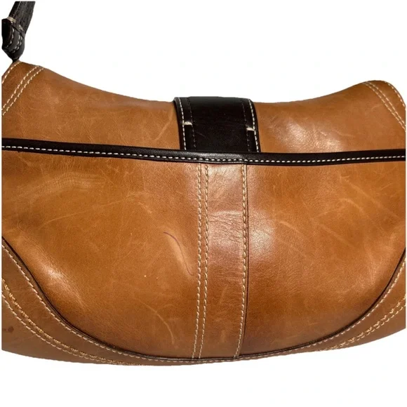 Coach F10909 SMALL Vintage British Tan & Brown Soho Leather Shoulder Bag read - Picture 11 of 16
